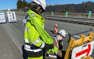 中央自動車道 下り線 走行車線規制（甲府営業所）