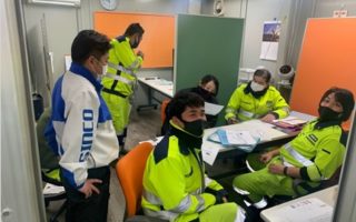 国道１号線 城南交差点付近 右車線規制（厚木営業所）