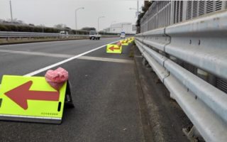 中央自動車道 下り線 路肩規制（八王子多摩営業所）
