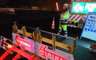 国道19号線 長野市稲里町付近　車線規制(松本営業所)