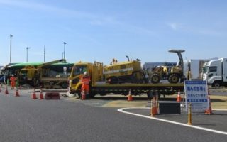 東名高速道路 下り線 海老名SA誘導業務（横浜町田営業所）