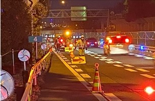 中央自動車道 上下線 走行車線規制(八王子多摩営業所)