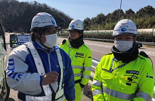 東海北陸自動車道　上下線 追越車線規制（名古屋営業所）