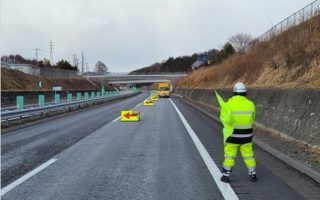 中央自動車道 上り線 走行車線規制(松本営業所)