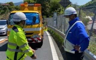 中央自動車道　相模湖IC E/Fランプ規制（八王子多摩営業所）