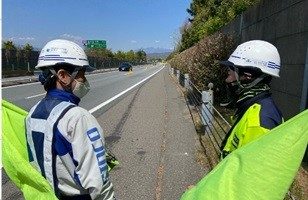 中央自動車道 上り線 走行車線規制(甲府営業所)