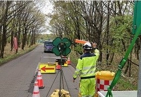 北海道恵庭市西島松 車線規制（札幌営業所）