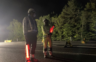 中央自動車道 上り線 追越車線規制（諏訪営業所）