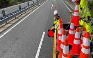 中央自動車道 上下線 走行車線規制（飯田営業所）