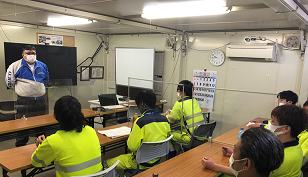 名神高速道路 下り線 車線規制（名古屋営業所）