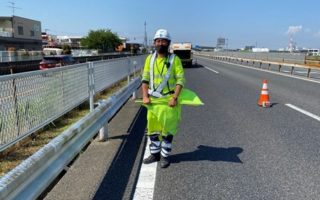 小田原厚木道路 上り線 走行2段規制（平塚営業所）