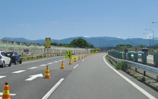中央自動車道 上り線 走行車線規制（松本営業所）