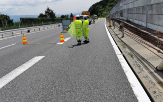 中央自動車道 上り線 走行車線規制(飯田営業所)