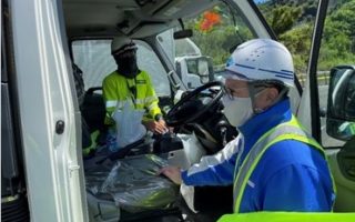 常務パトロール 東名高速道路 追越車線規制（沼津営業所）