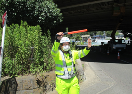 神奈川県伊勢原市高森 片側交互通行規制(厚木営業所)