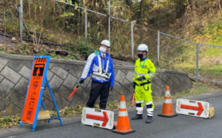 北関東自動車道側道　高崎JCT付近　片側交互通行規制（高崎営業所）