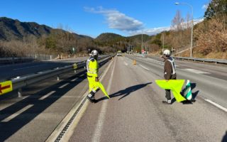 東海北陸自動車道 上り線 追越車線規制（名古屋西営業所）
