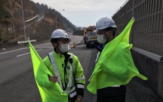 東名高速道路 上り線 追越車線規制（厚木営業所）