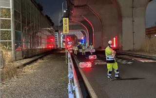 国道302号 上下線 片側交互通行規制（名古屋東営業所）