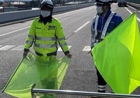 道央自動車道 上り線 追越車線規制（札幌営業所）