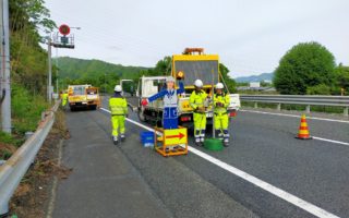 東名高速道路 下り線 走行車線規制（御殿場営業所）