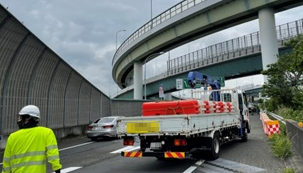 所長パト 東名高速道路 ランプ規制（港北営業所）