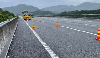 所長パト 新東名高速道路 上り線 追越車線規制（沼津営業所）