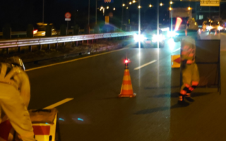 安全パト 中央自動車道 上り線 車線規制（八王子多摩営業所）