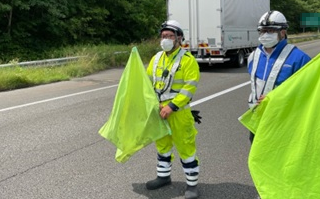 安全パト 道央自動車道 下り線 追越車線規制（札幌営業所）