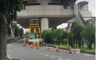 所長パトロール 多摩モノレール通り 車線規制（吉祥寺営業所）