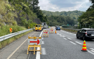 中央自動車道 上り線 走行車線規制（名古屋東営業所）