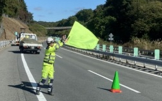 安全パト 中央自動車道 下り線 走行車線規制（松本営業所）