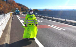 所長パト 中央自動車道 上り線 走行車線規制（岐阜営業所）