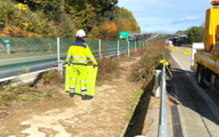 安全パト 東海北陸自動車 上り線 追越車線規制（名古屋営業所）