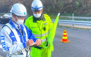 安全パト 中央自動車道 上り線 走行車線規制（飯田営業所）