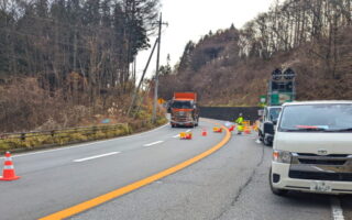 安全パト 国道18号 下り線 片側交互通行規制（佐久営業所）