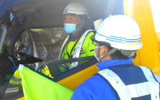 安全パト 西湘バイパス 上り線 走行車線規制（平塚営業所）