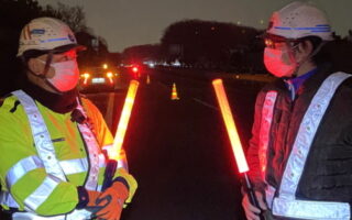 安全パト 中央高速道路 上り線 車線規制（八王子多摩営業所）