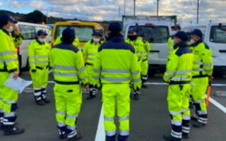 支社長パト 東名高速道路・新東名高速道路 上下線 SA/PA誘導業務（沼津営業所）