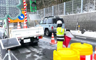 安全パト 国道19号線 上り線 片側交互通行規制（諏訪営業所）