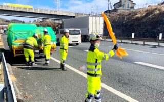 所長パト 中央自動車道 上り線 走行車線規制（八王子多摩営業所）