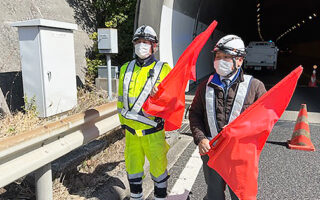 所長パト 阪和自動車道上り線車線規制（西宮営業所）