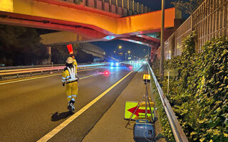 設置パト 京葉道路上り線車線規制（葛西営業所）