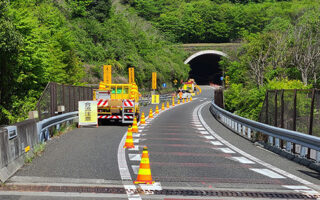 所長パト 中央自動車道　八王子JCT（2箇所）ランプ規制（八王子維持営業所）