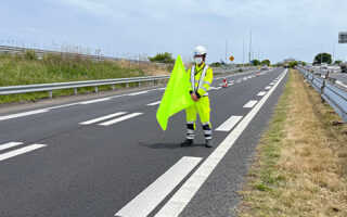 安全パト 東関東自動車道下り線追越車線規制（千葉営業所）