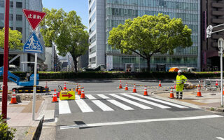 安全パト 国道19号　1/4車線規制　歩道側（名古屋営業所）