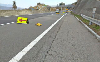 安全パト 中央自動車道上り線走行車線規制（諏訪営業所）