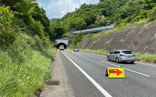 所長パト 中央自動車道下り線走行車線規制（大月営業所）