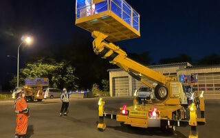 所長パト 首都圏連絡自動車道上り線車線規制（所沢営業所）