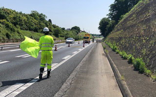 安全パト 東関東自動車道上り線走行車線規制（千葉営業所）
